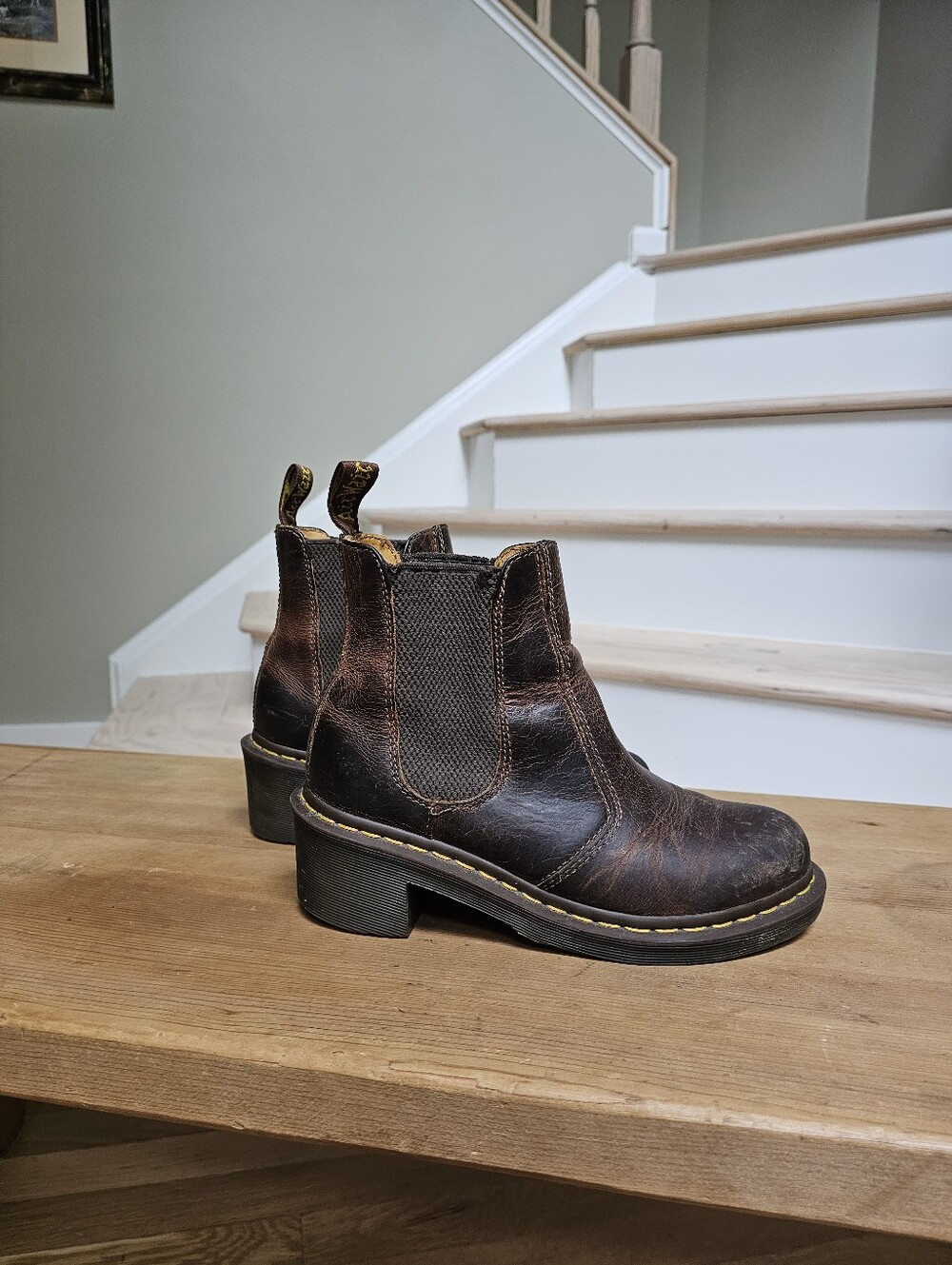 Dr. Marten’s Women’s Cadence Greenland Chelsea Chunky Leather Blundstone Boots - Picture 5 of 10